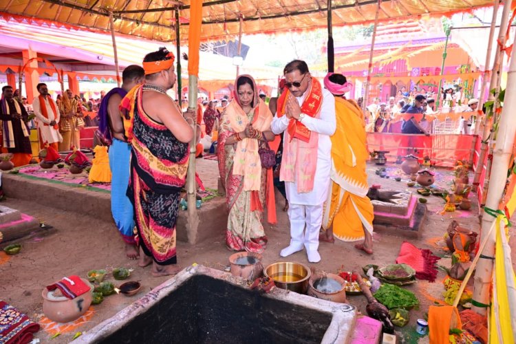 मंदिर केवल आस्था का केंद्र नहीं,बल्कि समाज को जोड़ने और संस्कृति,परम्पराओं को जीवंत बनाये रखने का सशक्त माध्यम: मुख्यमंत्री श्री विष्णुदेव साय