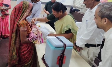 1205 बूथों पर गूंजा 'दो बूंद जिंदगी की' का संदेश, विधायक रायमुनी भगत ने किया राष्ट्रीय सघन पल्स पोलियो अभियान का शुभारंभ"
